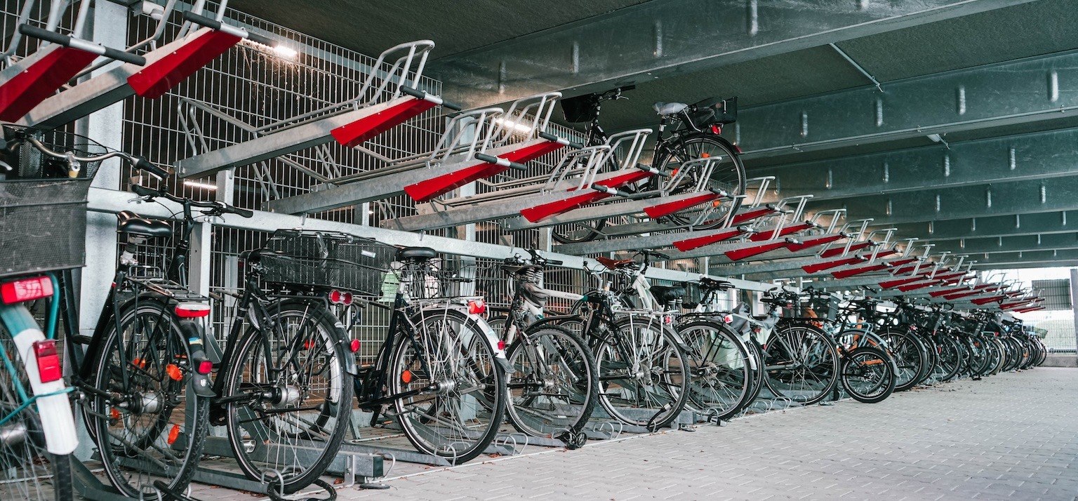 Doppelstockparker für Fahrräder